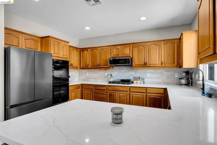 2340 Cambridge Dr, Discovery Bay, CA 94505 - #2