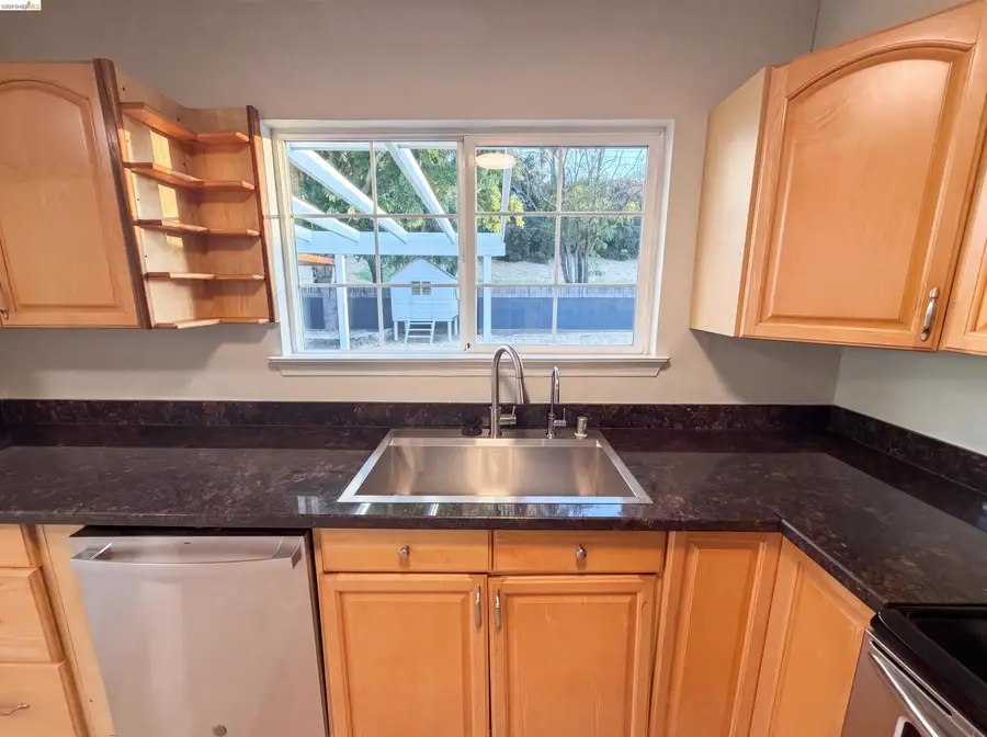 112 Aster Ct, Hercules, CA 94547 - #3