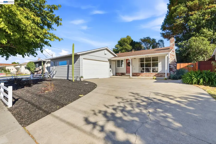 2748 Cryer St, Hayward, CA 94545 - #2