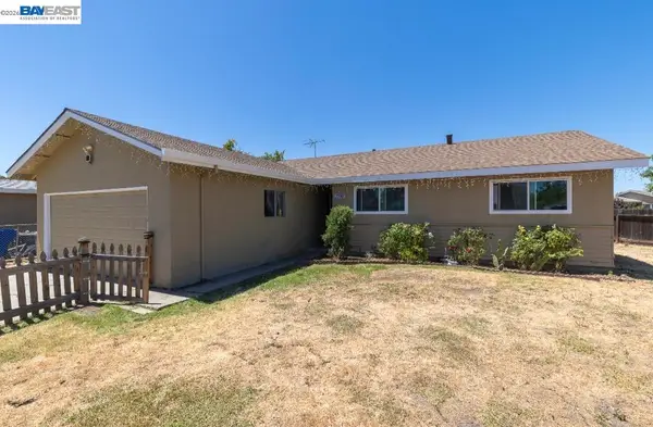 7700 Laramore, Sacramento, CA 95832