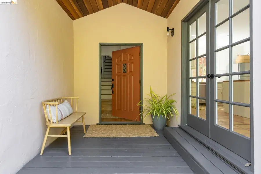 201 Beauforest Dr, Oakland, CA 94611 - #3