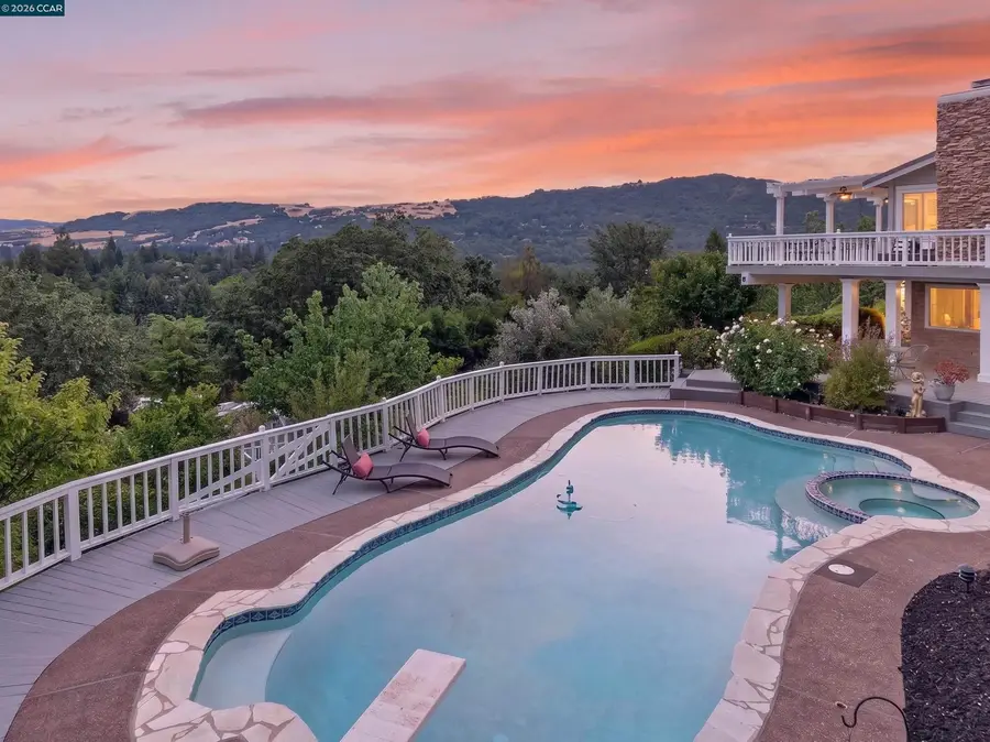 671 Logan Ln, Danville, CA 94526 - #3