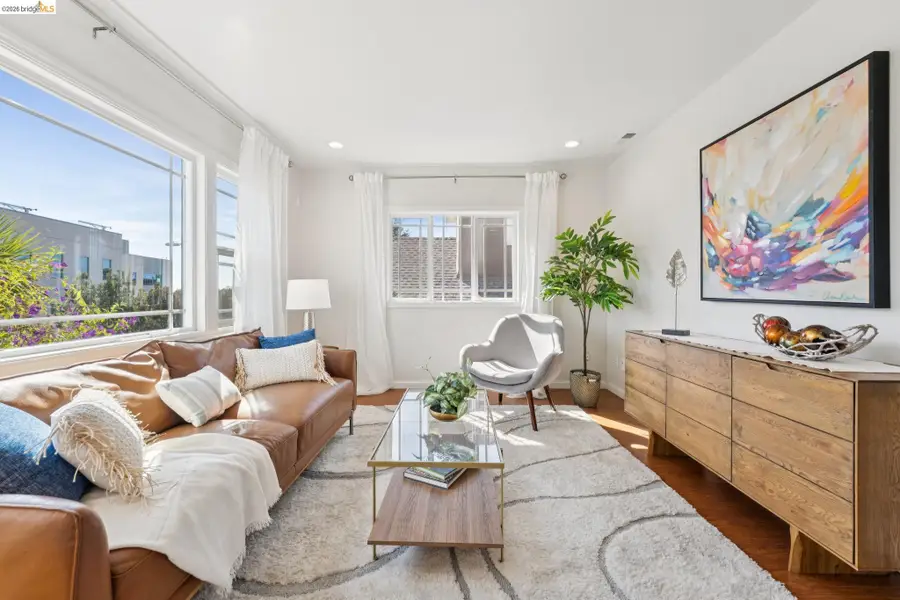 1390 E 31st St, Oakland, CA 94602 - #2