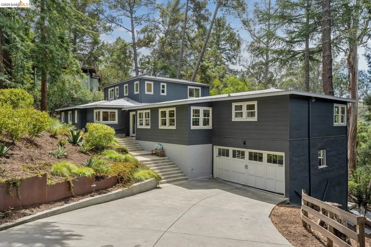 6141 Aspinwall Rd, Oakland, CA 94611 - #1
