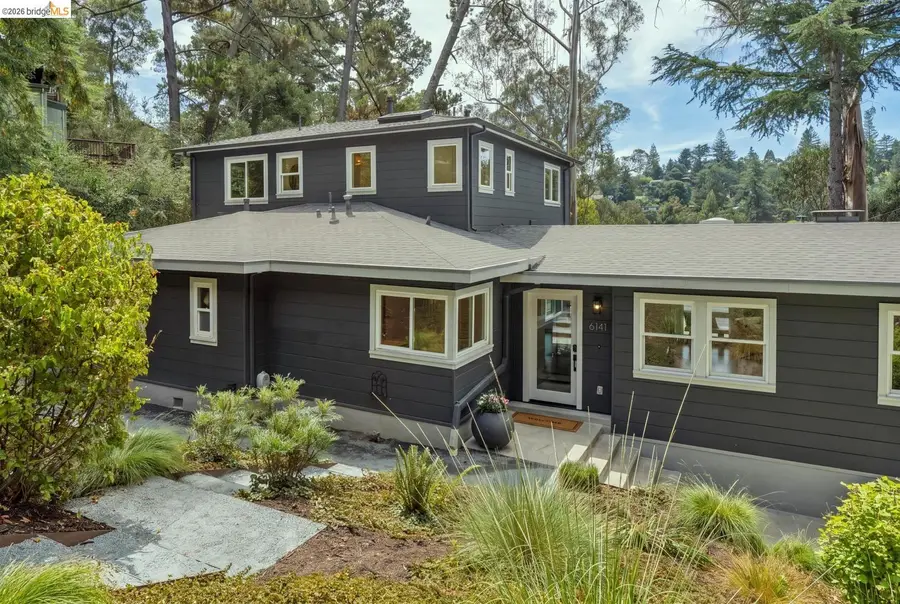 6141 Aspinwall Rd, Oakland, CA 94611 - #2