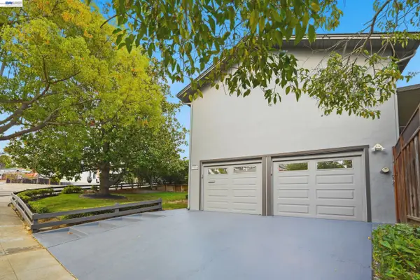 19026 Center St, Castro Valley, CA 94546