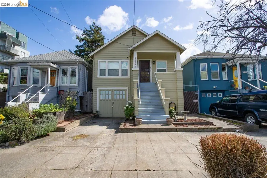 1123 65th St, Oakland, CA 94608 - #2