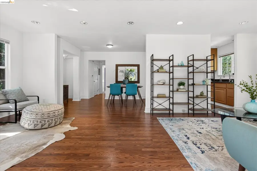 7925 Greenly, Oakland, CA 94605 - #2