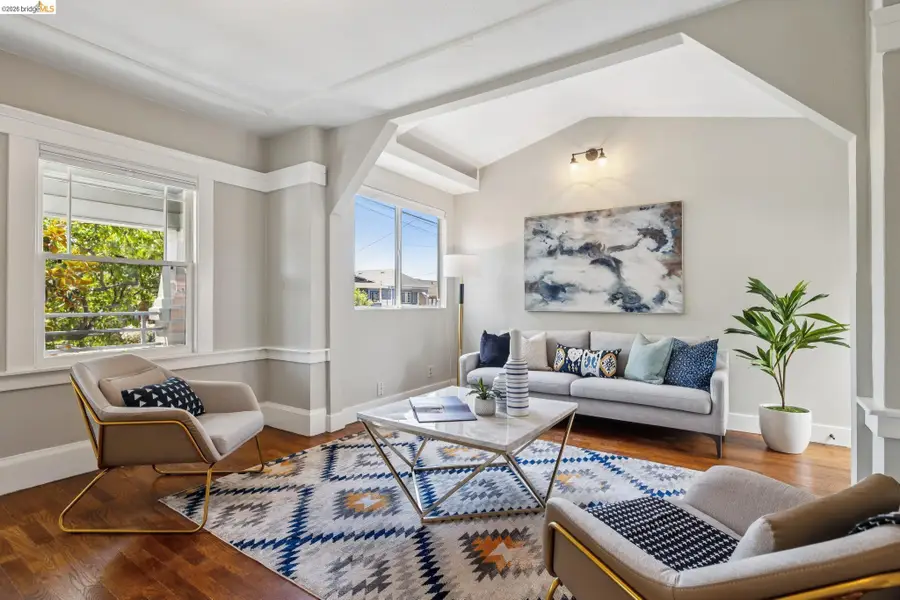 870 43rd St, Oakland, CA 94608 - #3
