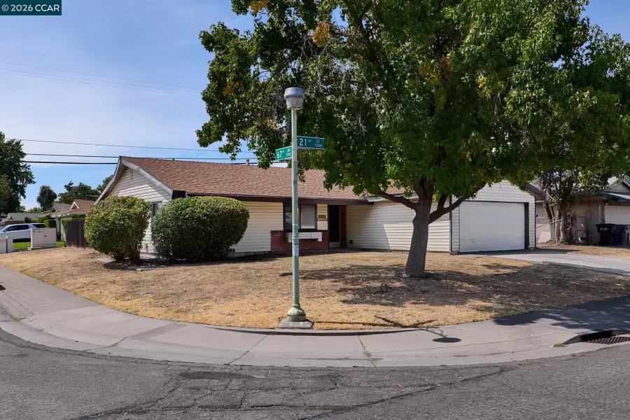 7366 21st St, Sacramento, CA 95822 - #2