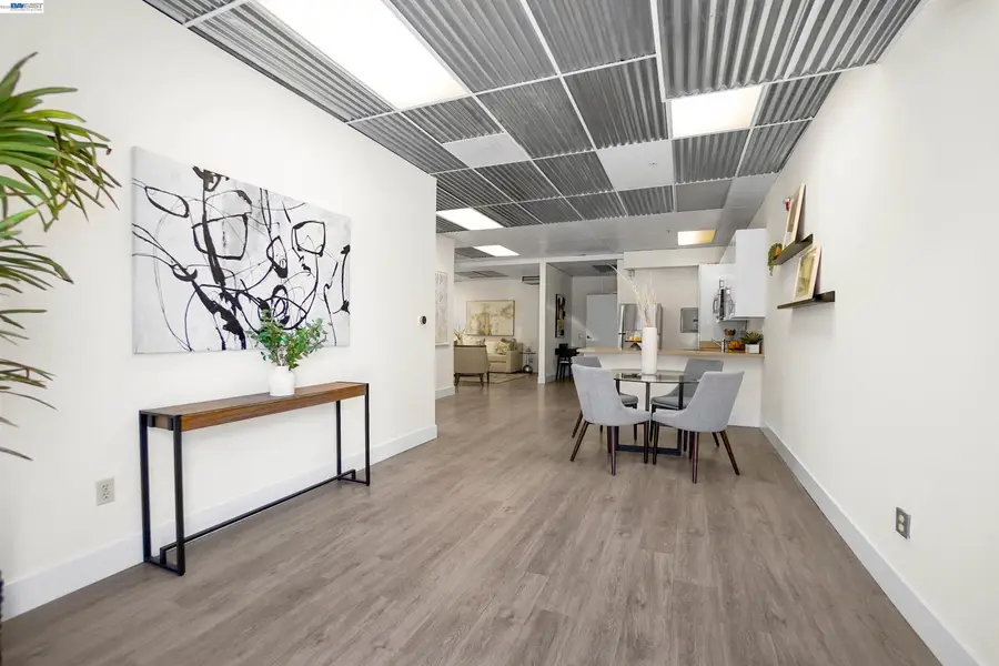 850 W Grand Ave #B, Oakland, CA 94607 - #2