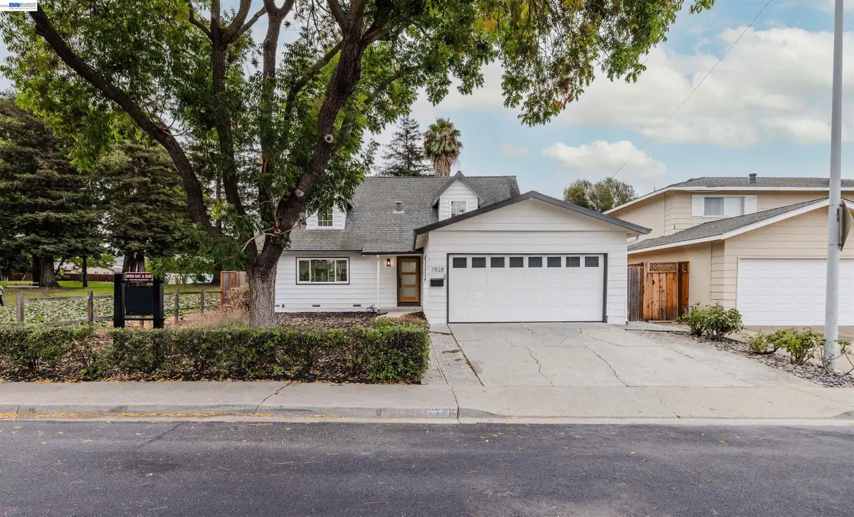 1528 Saratoga Dr, Milpitas, CA 95035 - #1