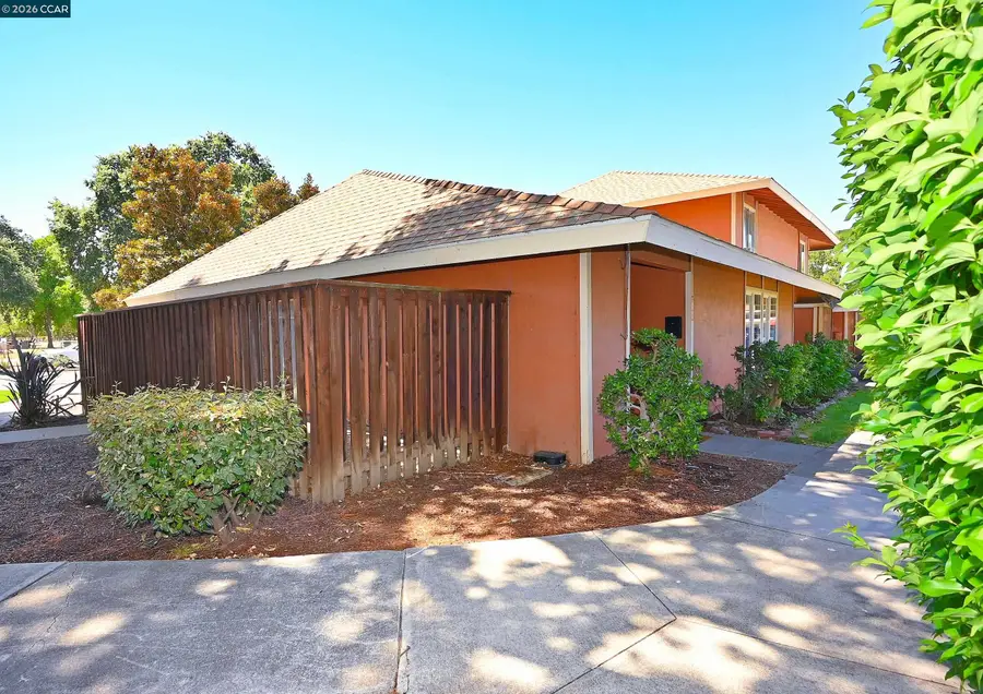 2099 Olivera Rd #A, Concord, CA 94520 - #2