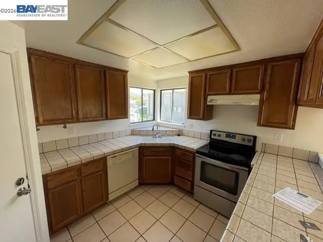 29391 Taylor Ave, Hayward, CA 94544 - #3