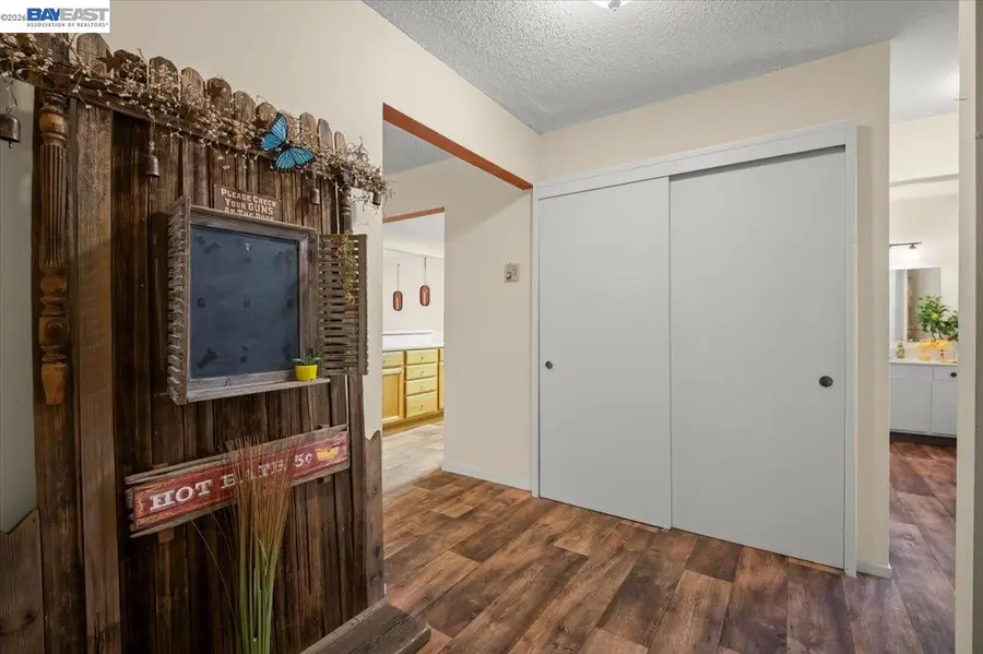 3441 Tice Creek Rd #4, Walnut Creek, CA 94595 - #3