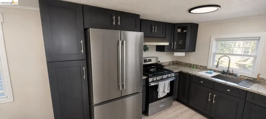 2399 E 14th St #16, San Leandro, CA 94577 - #3