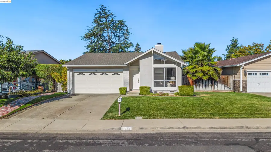 1363 Swallowtail Rd, Concord, CA 94521 - #2