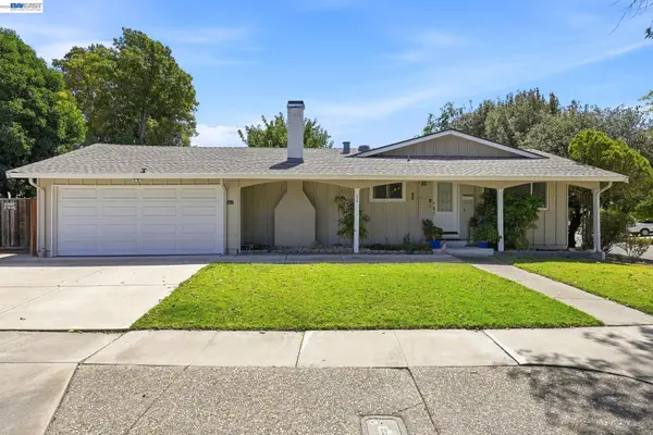 4315 Denker Dr, Pleasanton, CA 94588