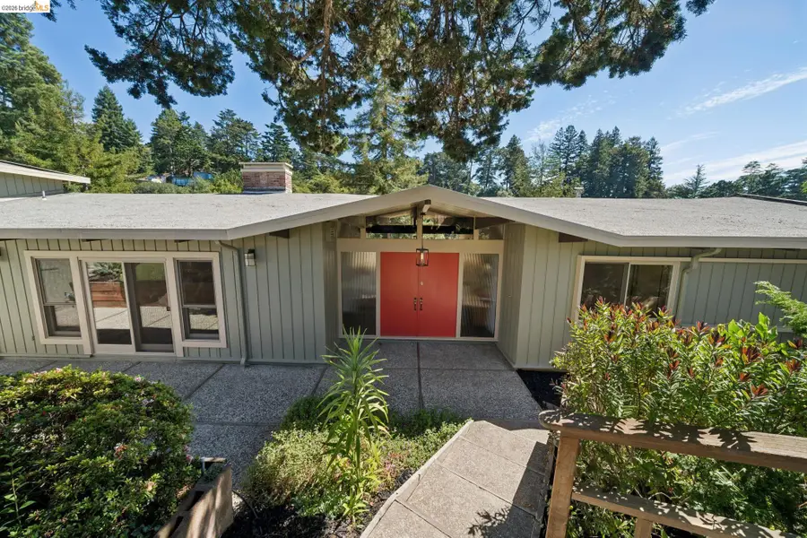 6040 Chelton Dr, Oakland, CA 94611 - #2