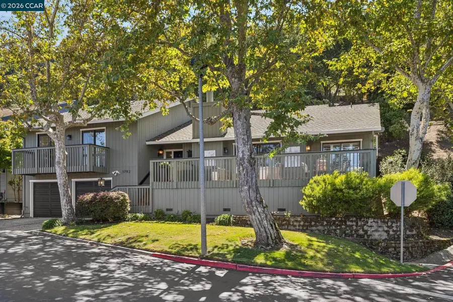 1792 Saint Andrews Dr, Moraga, CA 94556 - #2