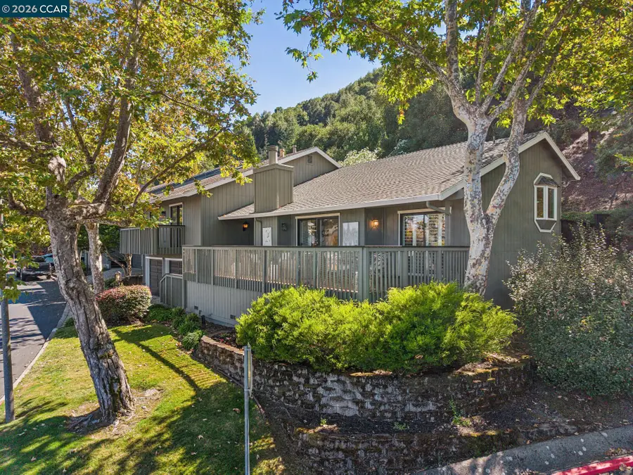 1792 Saint Andrews Dr, Moraga, CA 94556 - #3
