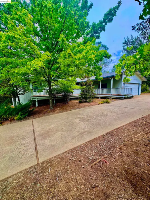 21120 Hemlock St., Groveland, CA 95321