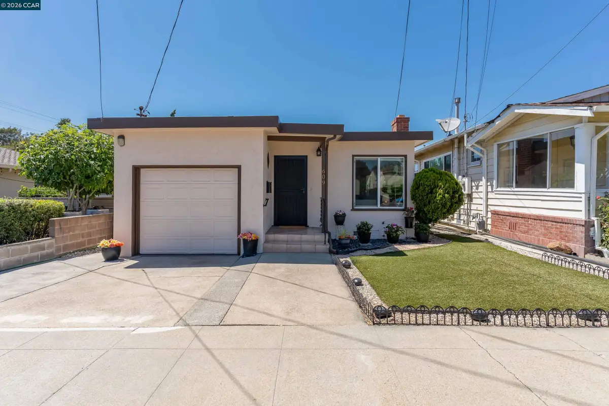 609 37th St, Richmond, CA 94805 - #1