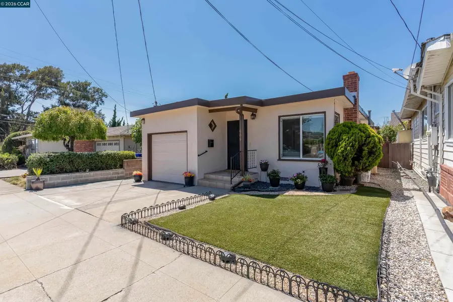 609 37th St, Richmond, CA 94805 - #2