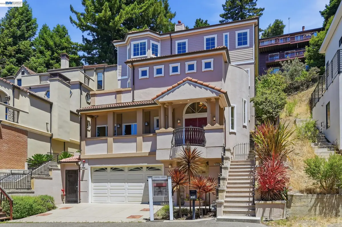 7420 Skyline Blvd, Oakland, CA 94611 - #1