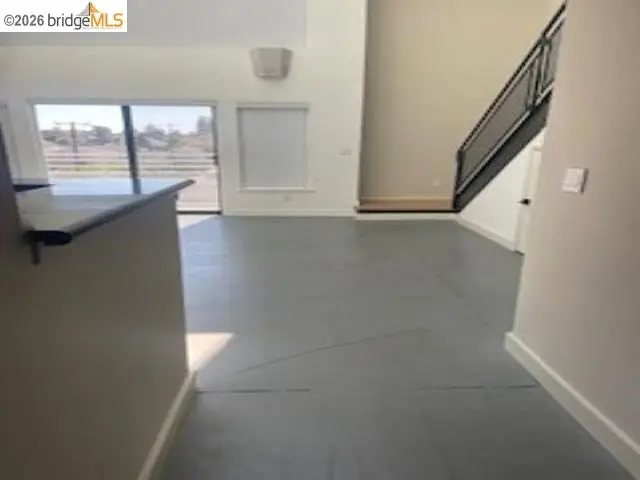 850 W Grand Ave #17, Oakland, CA 94607 - #2