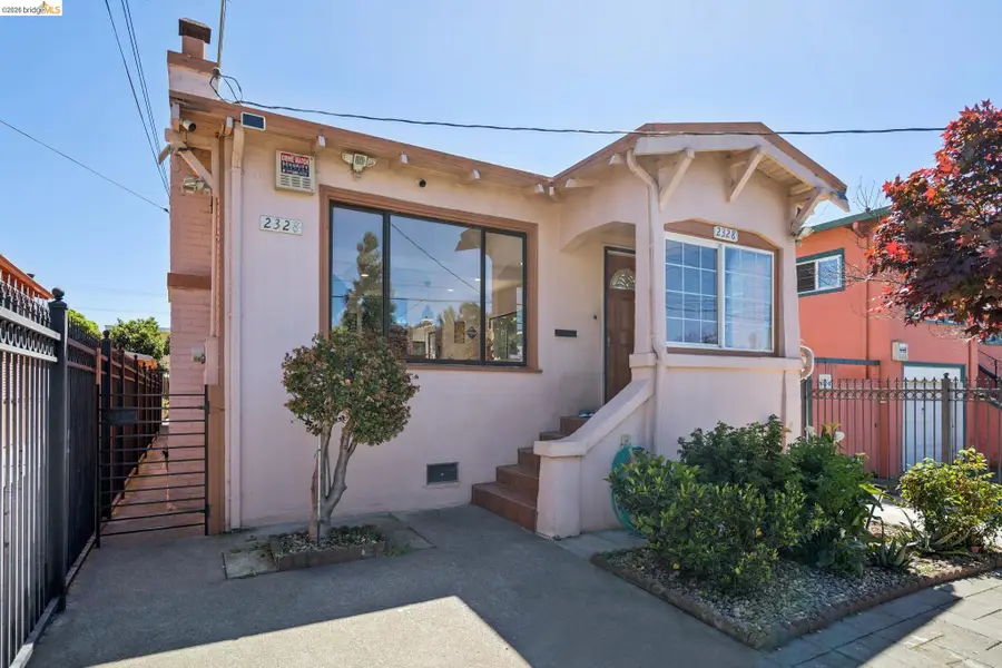 2328 Bartlett St, Oakland, CA 94601 - #2