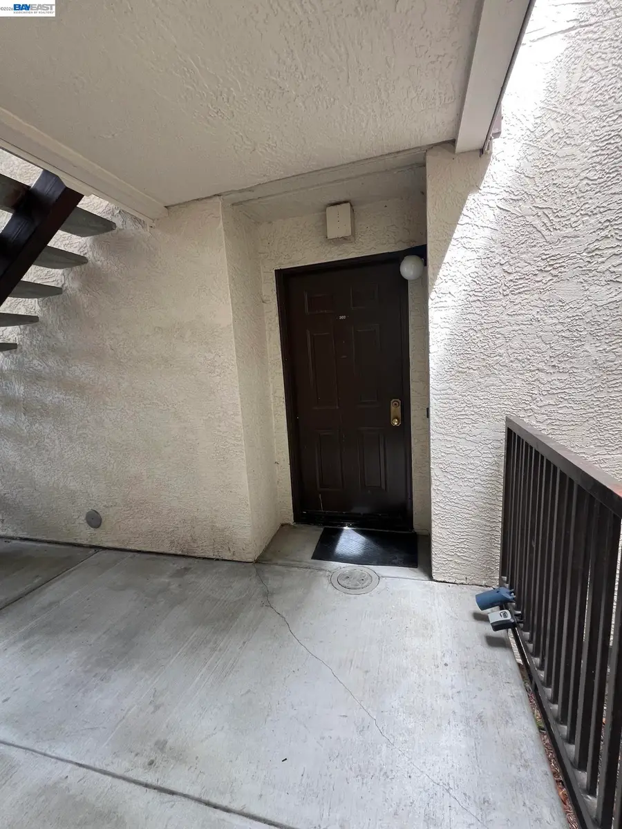 21239 Gary Dr #202E, Hayward, CA 94546 - #2