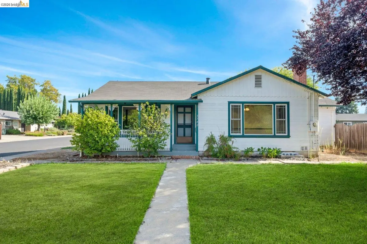 3742 Walnut Ave, Concord, CA 94519 - #1