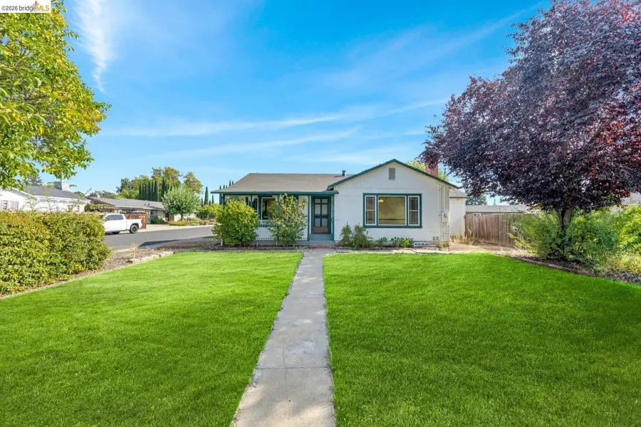 3742 Walnut Ave, Concord, CA 94519 - #3