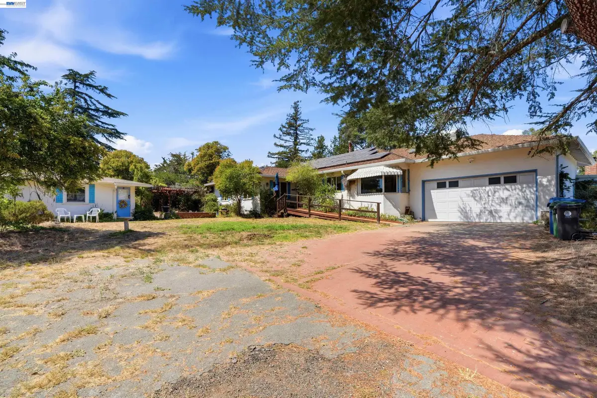 4618 Ewing Rd, Castro Valley, CA 94546 - #1