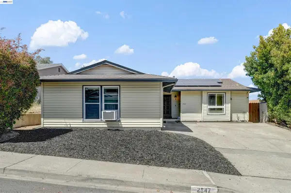 2547 Silvercrest Ct, Pinole, CA 94564