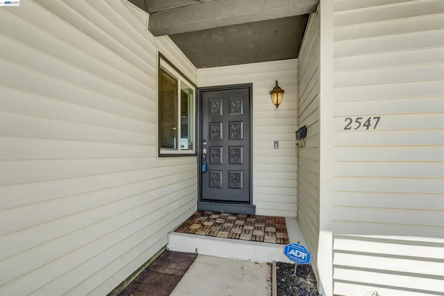 2547 Silvercrest Ct, Pinole, CA 94564 - #3