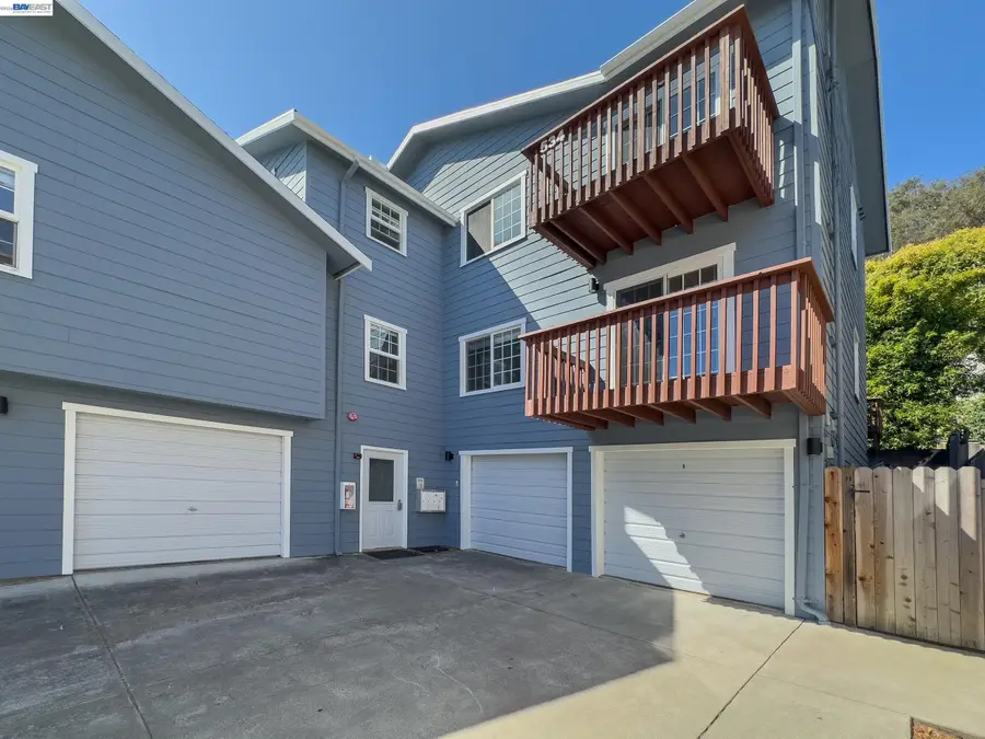 534 Adams St, Albany, CA 94706 - #3