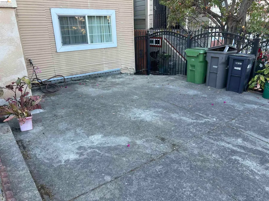 2209 E 22nd Street, Oakland, CA 94606 - #3