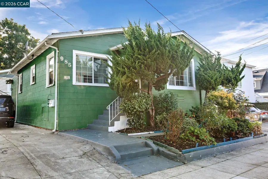 985 39 Street, Oakland, CA 94608 - #2