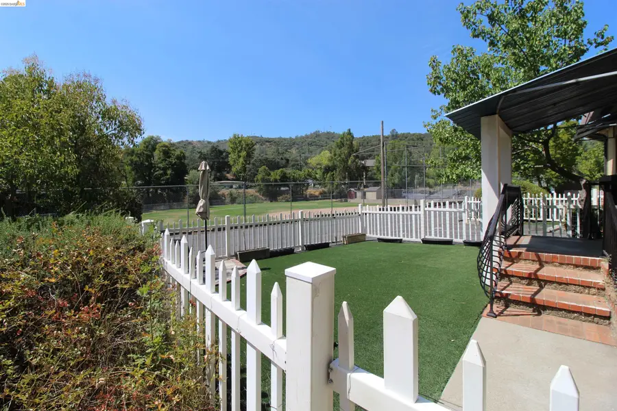 600 Woods Creek Dr, Sonora, CA 95370 - #2