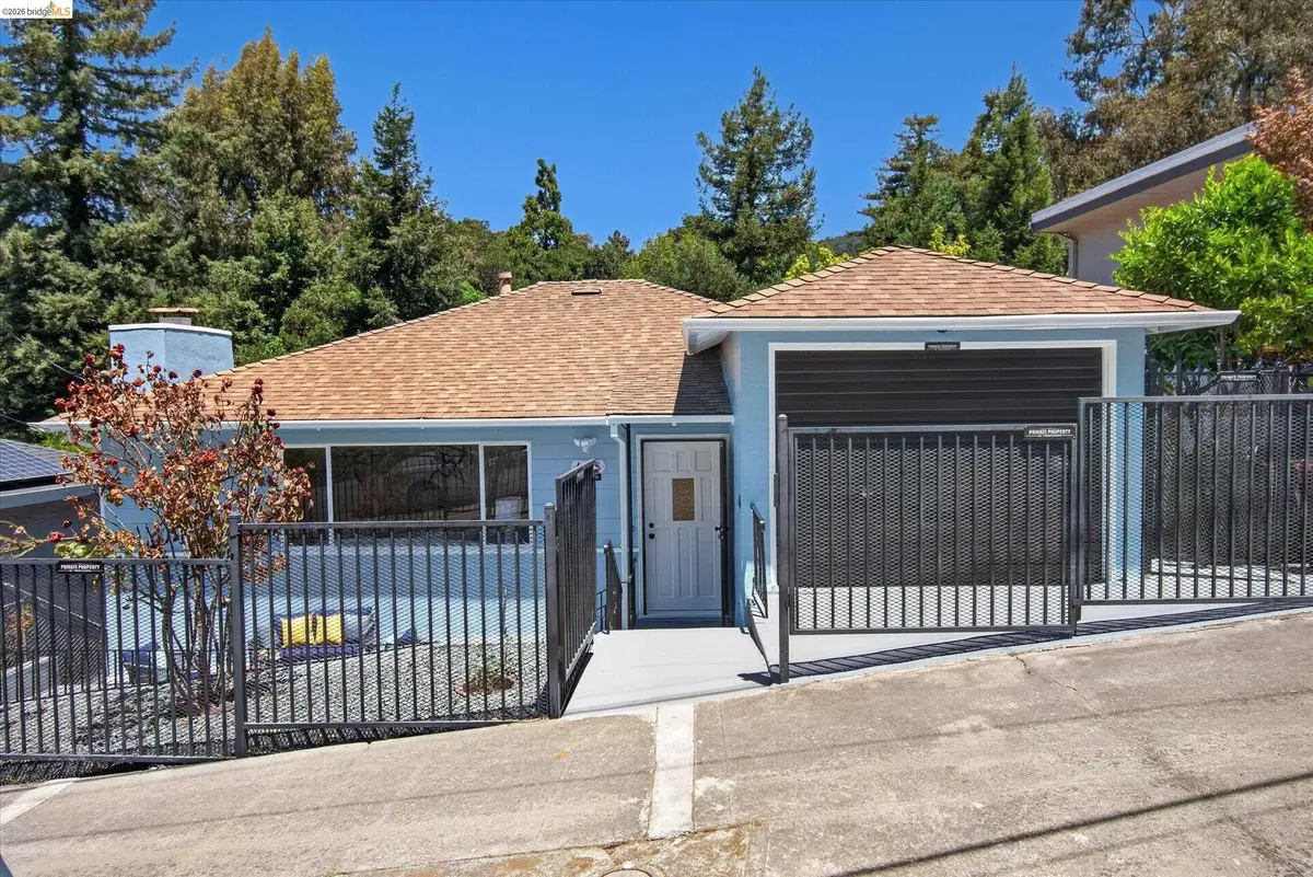 6138 Oakdale, Oakland, CA 94605 - #1