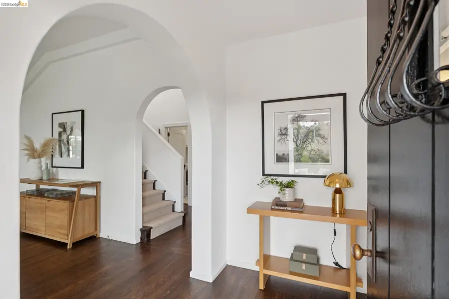 55 Fairview Ave., Piedmont, CA 94610 - #3