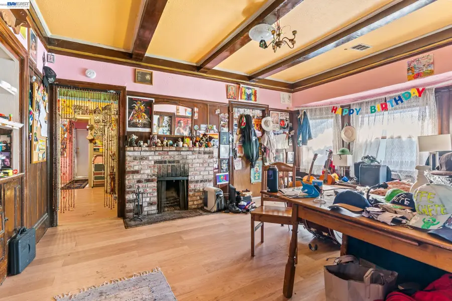 3856 West St, Oakland, CA 94608 - #3
