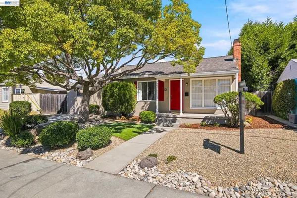 2220 Farley St, Castro Valley, CA 94546