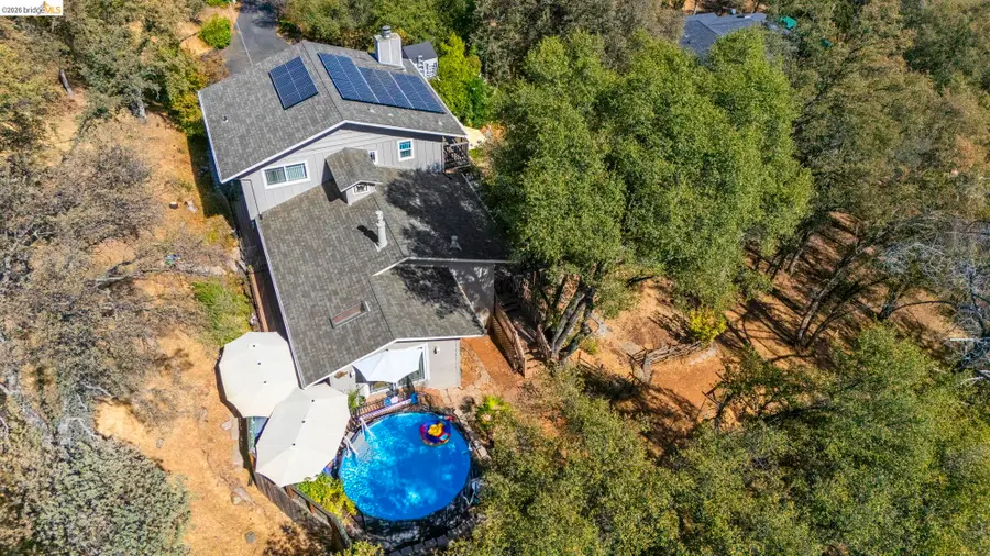 14201 Hillview Ct, Sonora, CA 95370 - #2