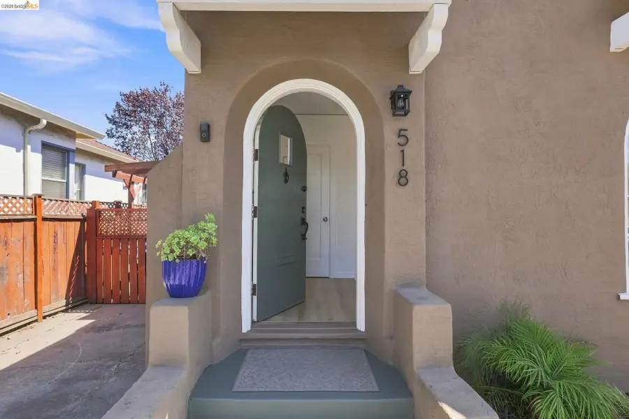 518 36th St, Richmond, CA 94805 - #2