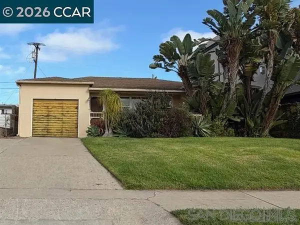 3945 Haines St, San Diego, CA 92109