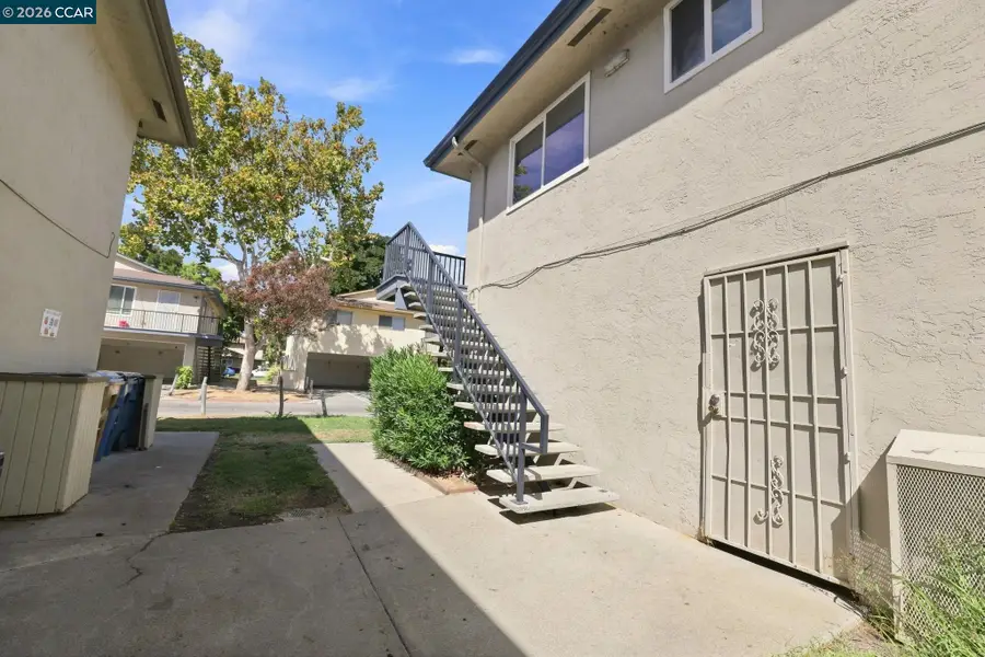 2118 Peppertree Way #4, Antioch, CA 94509 - #3