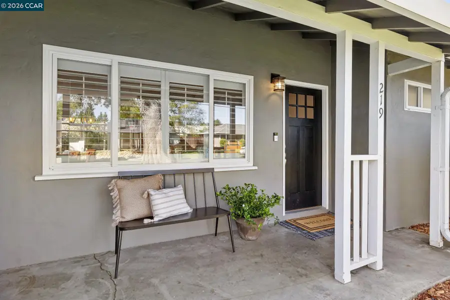 219 Evelyn Dr, Pleasant Hill, CA 94523 - #3